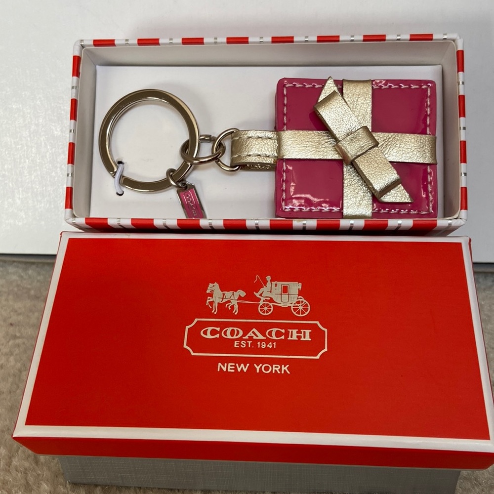 new coach keychain
